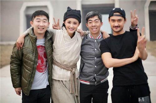 娱乐圈吃瓜夫妇有哪些,揭秘明星夫妻背后的甜蜜与争议