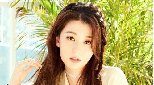 女主娱乐圈低调吃瓜文,女主的隐秘生活揭秘